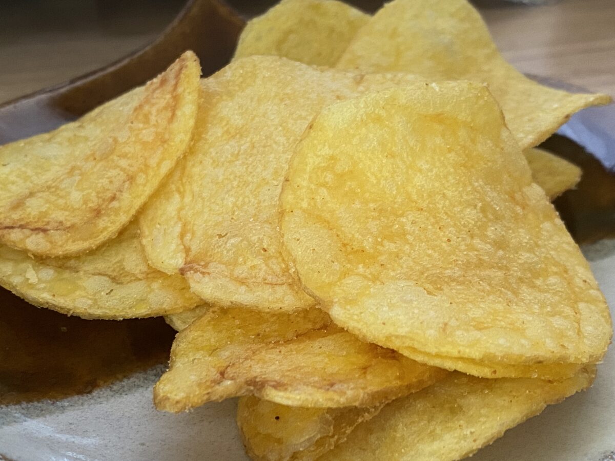 九州しょうゆあじの限定ポテチ