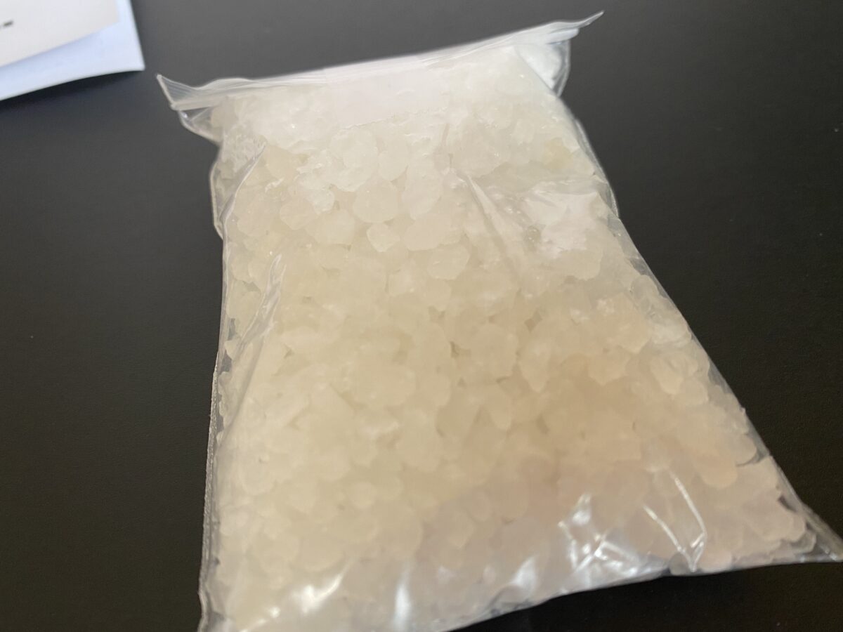 パワーストーンをチャージするとされるさざれ石