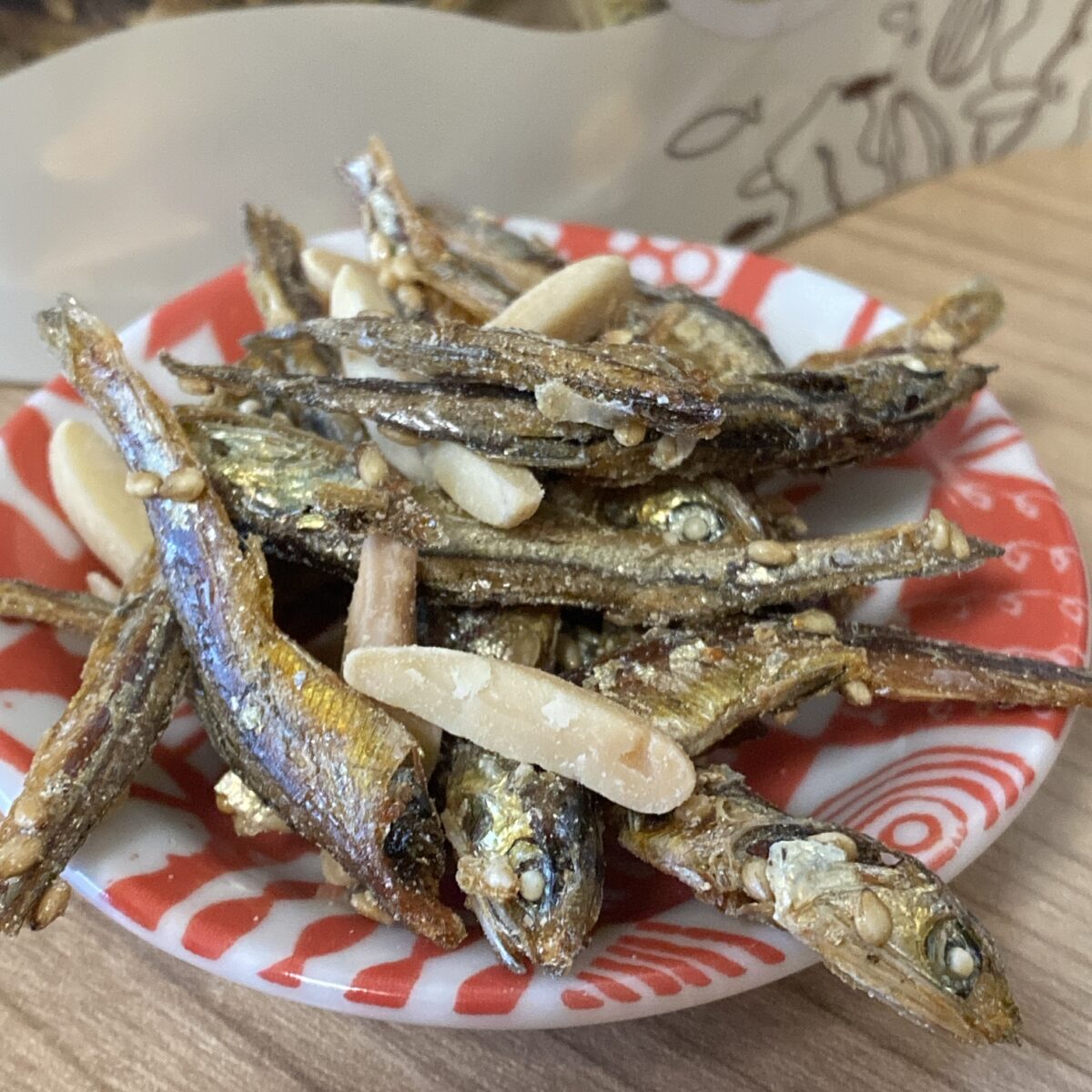 口コミで絶賛されていたオサカーナのアンチョビガーリック