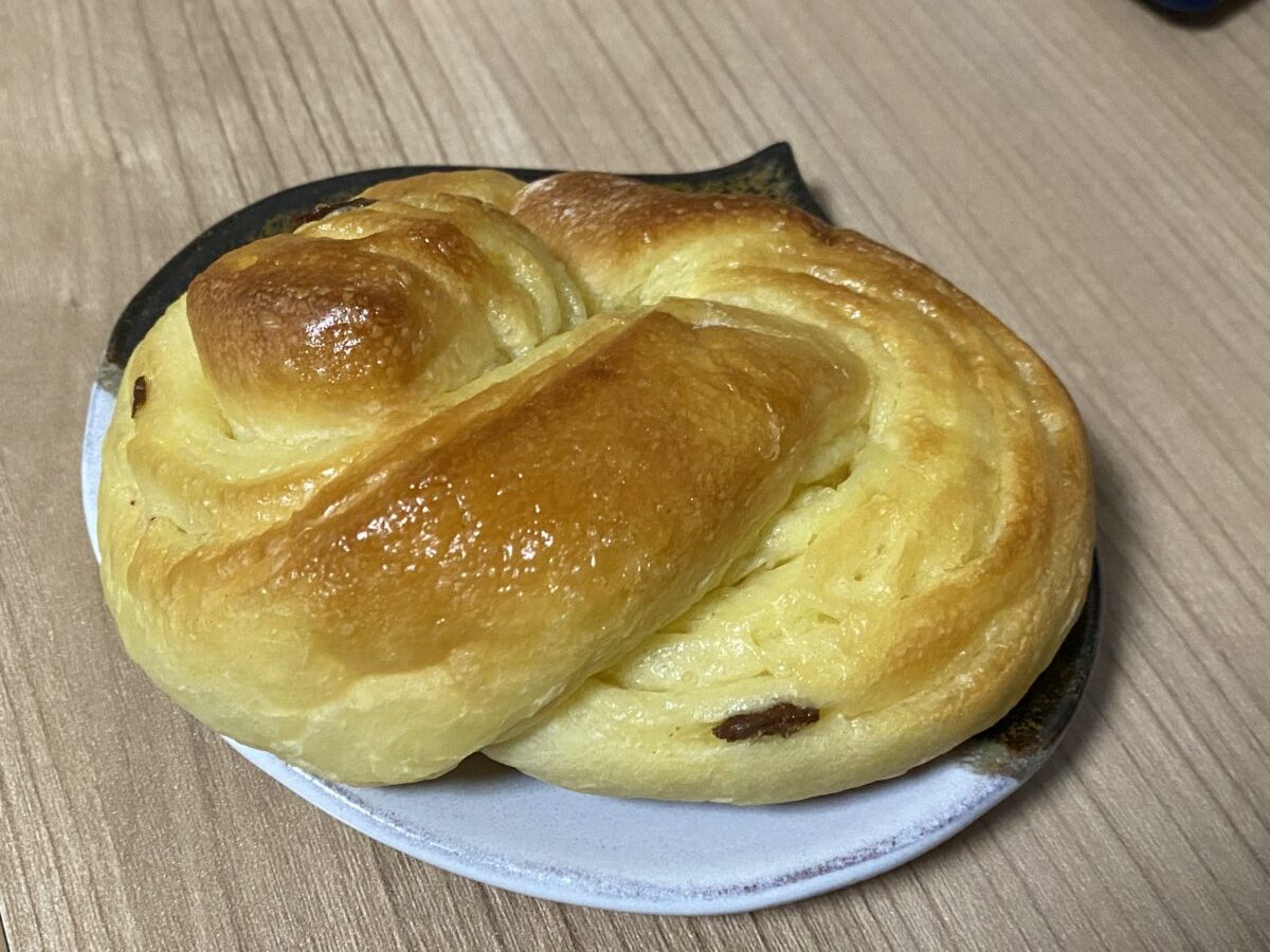 レーズンカスターロール