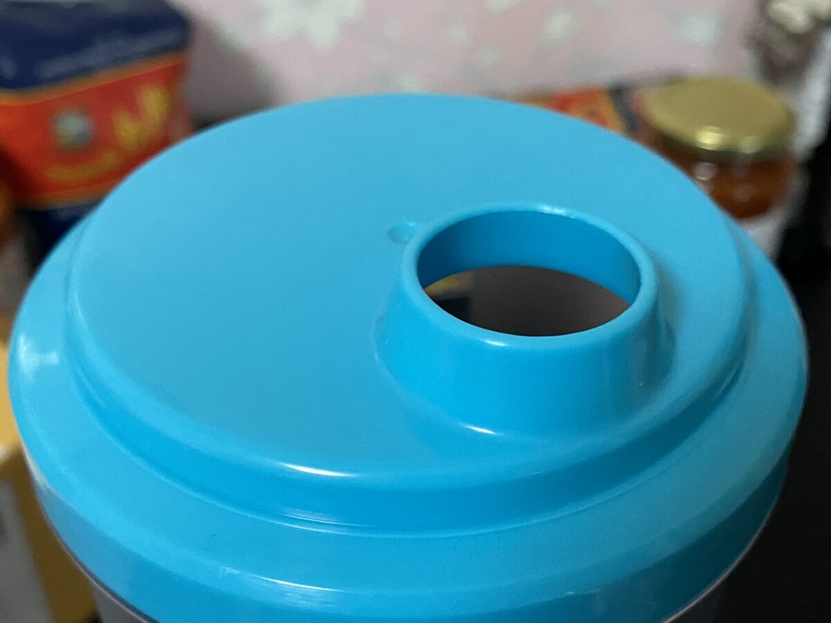 パスタストッカーは取り出し口から1人前図ることができず