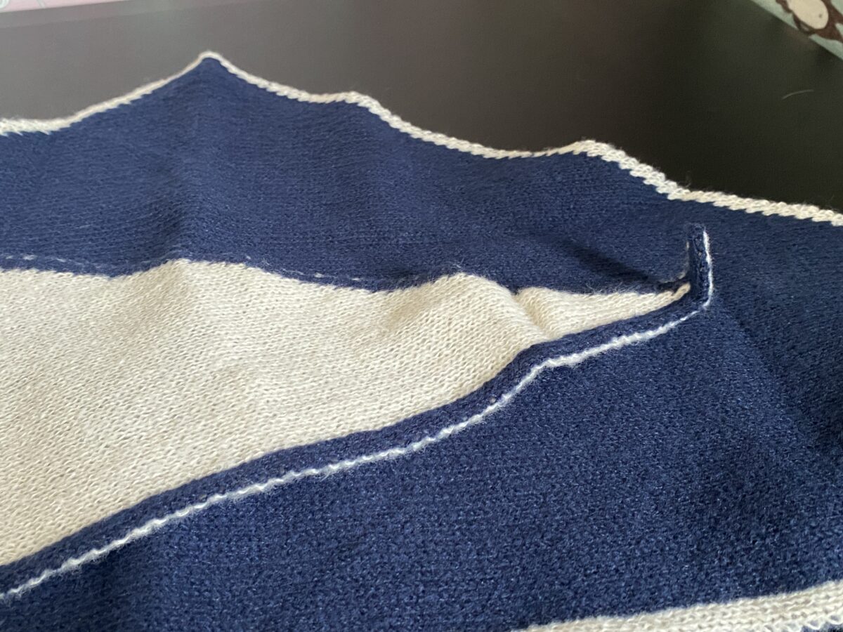 かわいいニットスカーフ