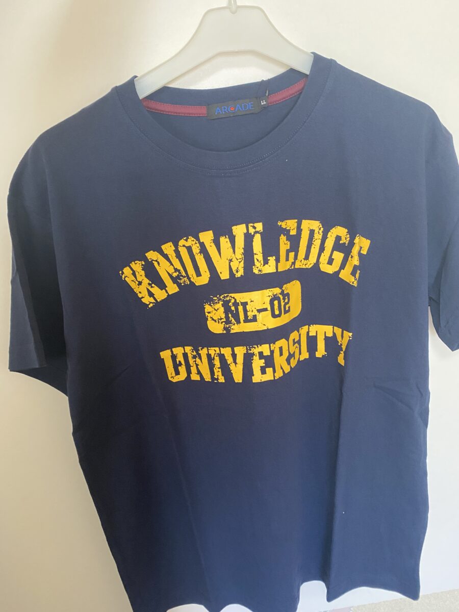 ノーレッジダイガクのTシャツ